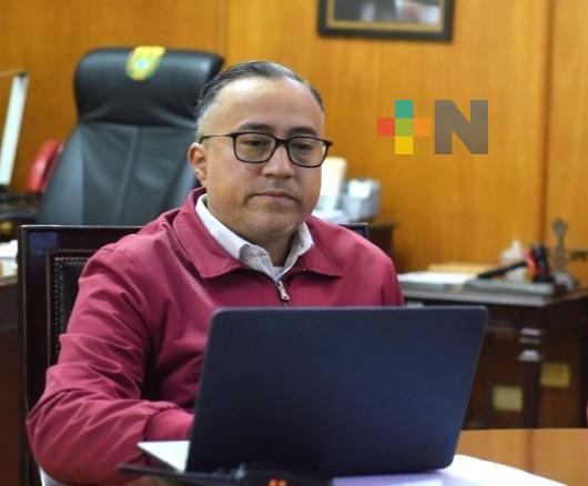 Jorge Miguel Uscanga recibe a estudiantes que iniciaron semestre: contribuyen a crecimiento del estado