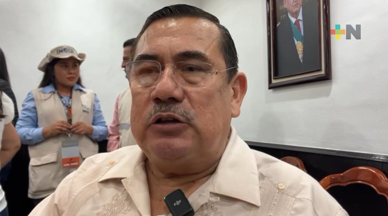 Área de proximidad social en Coatzacoalcos brinda asesoría y pláticas a escuelas