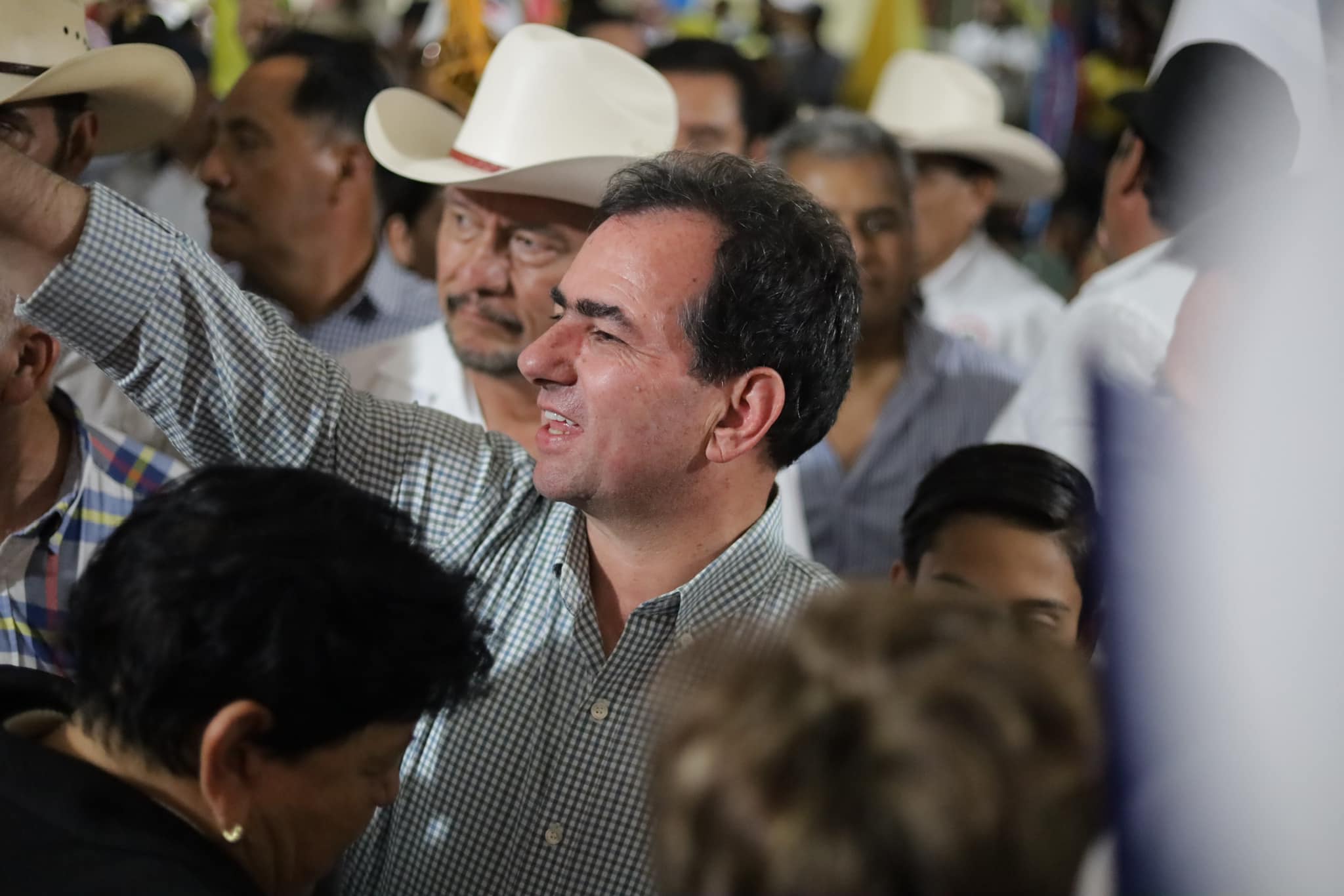 Pepe Yunes cerrará su precampaña este viernes por la tarde en Veracruz puerto