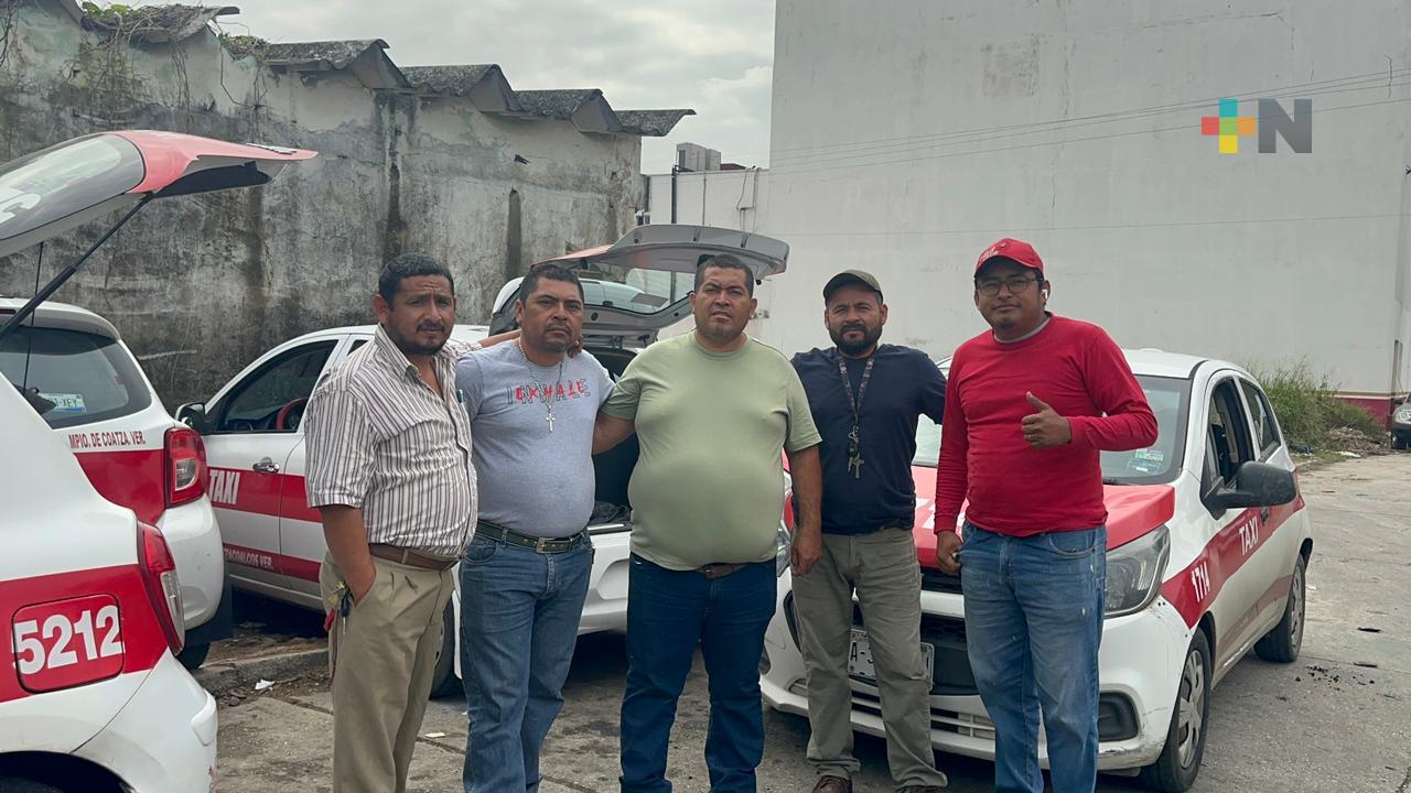 Taxistas de Coatzacoalcos solicitan se incremente tarifa en servicio
