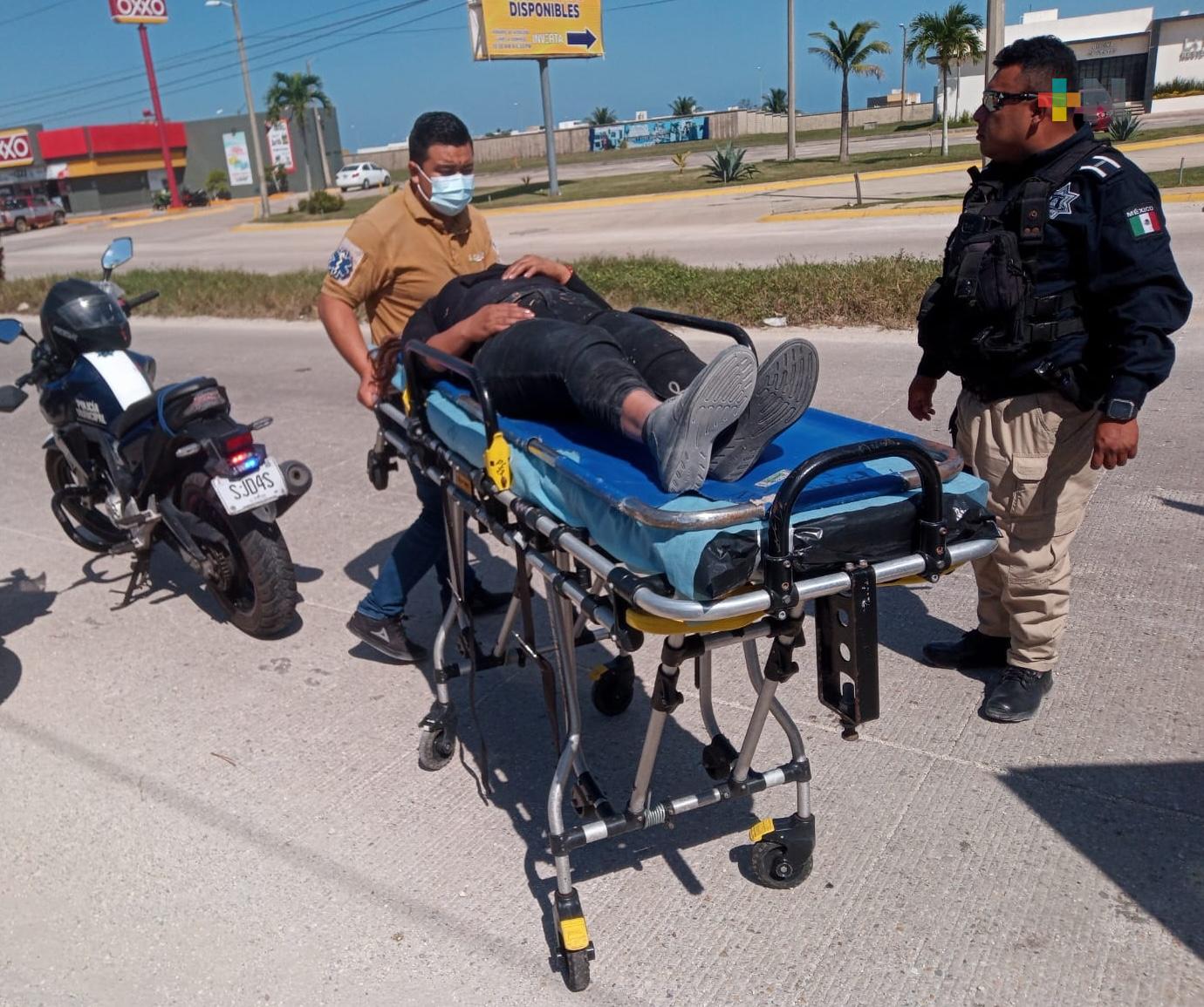 Accidente en «Las Barrillas» deja dos lesionados en Coatzacoalcos