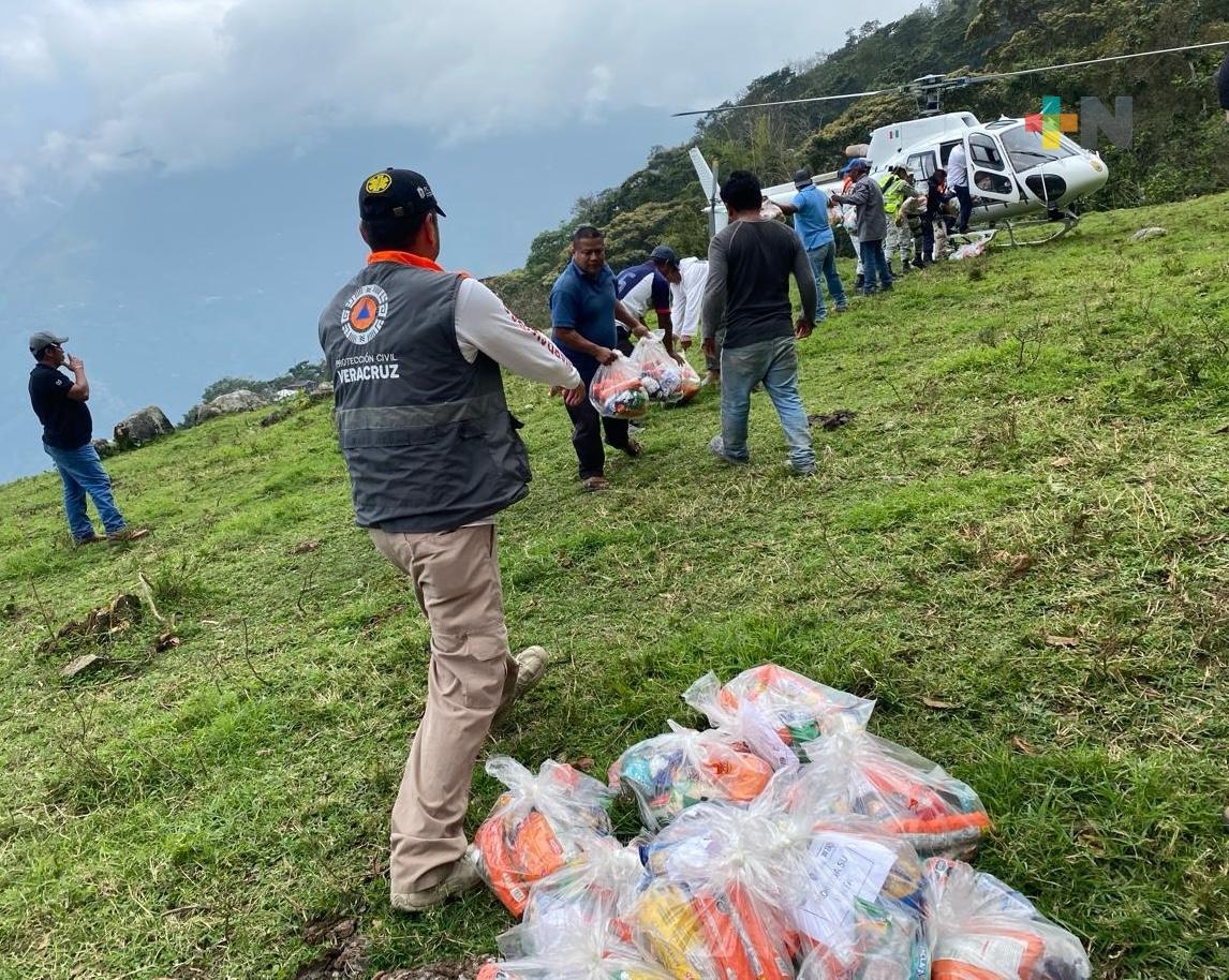 Atiende Gobierno estatal a 400 familias con puente aéreo en Mixtla de Altamirano