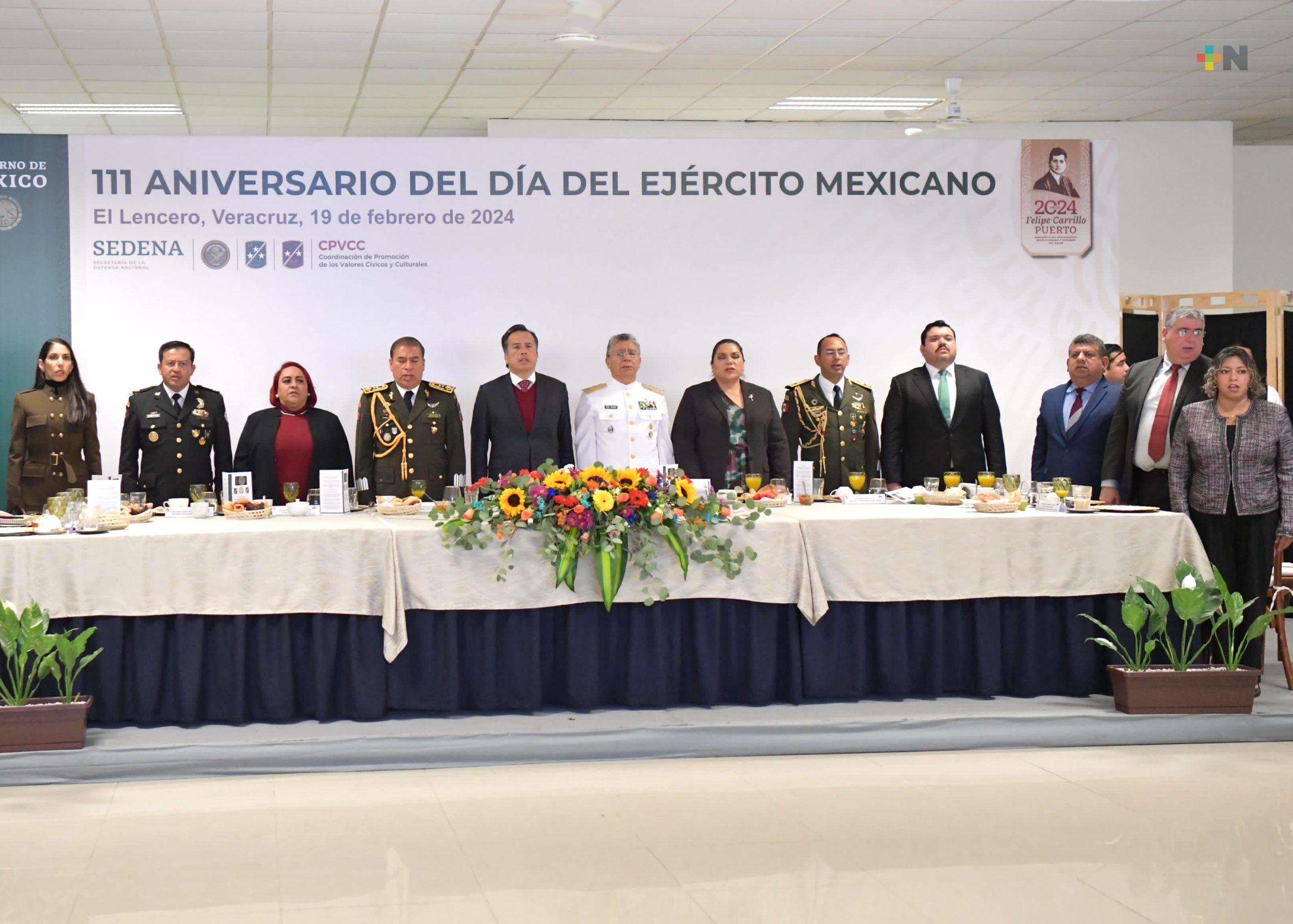 Gobernador Cuitláhuac García conmemora 111 aniversario del Ejército Mexicano