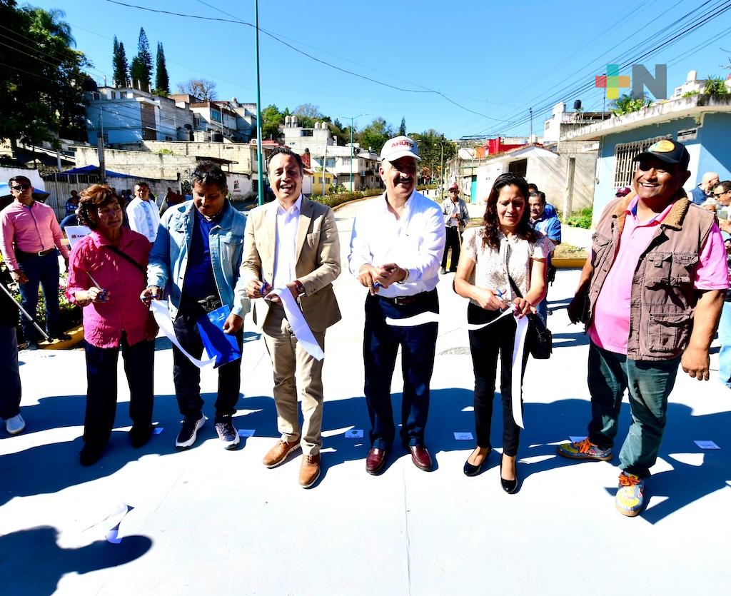 Gobernador Cuitláhuac García y alcalde de Xalapa entregan obra pública por 70 mdp
