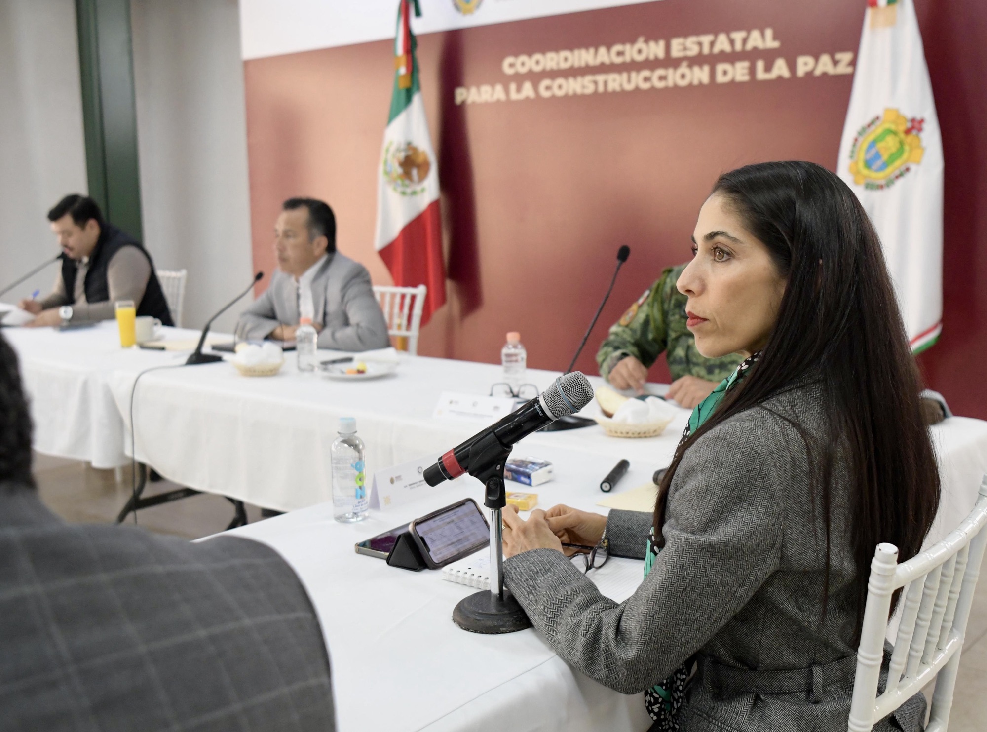 Mesa para Construcción de la Paz sesiona en Emiliano Zapata