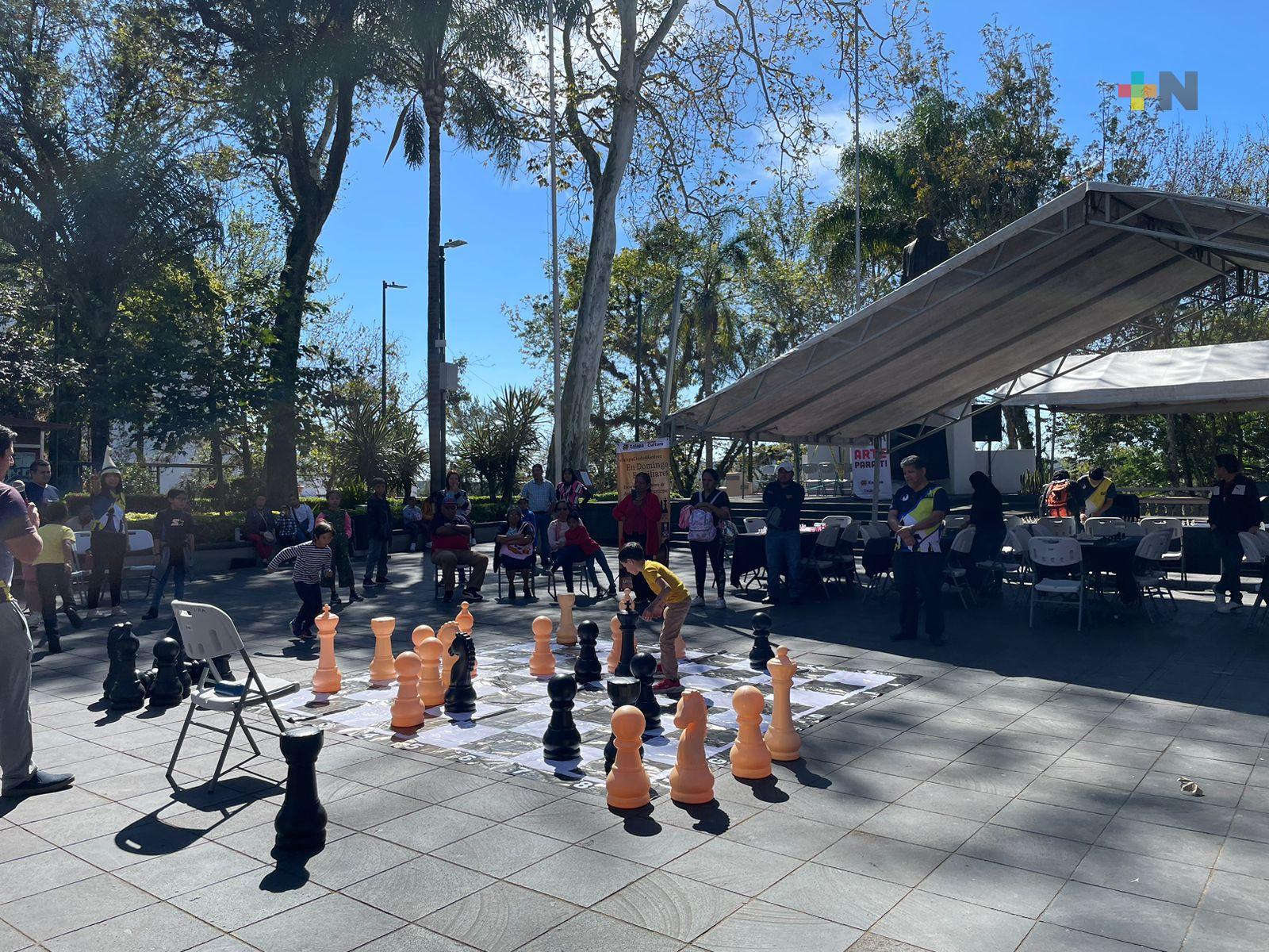 Crece interés por aprender ajedrez en Xalapa