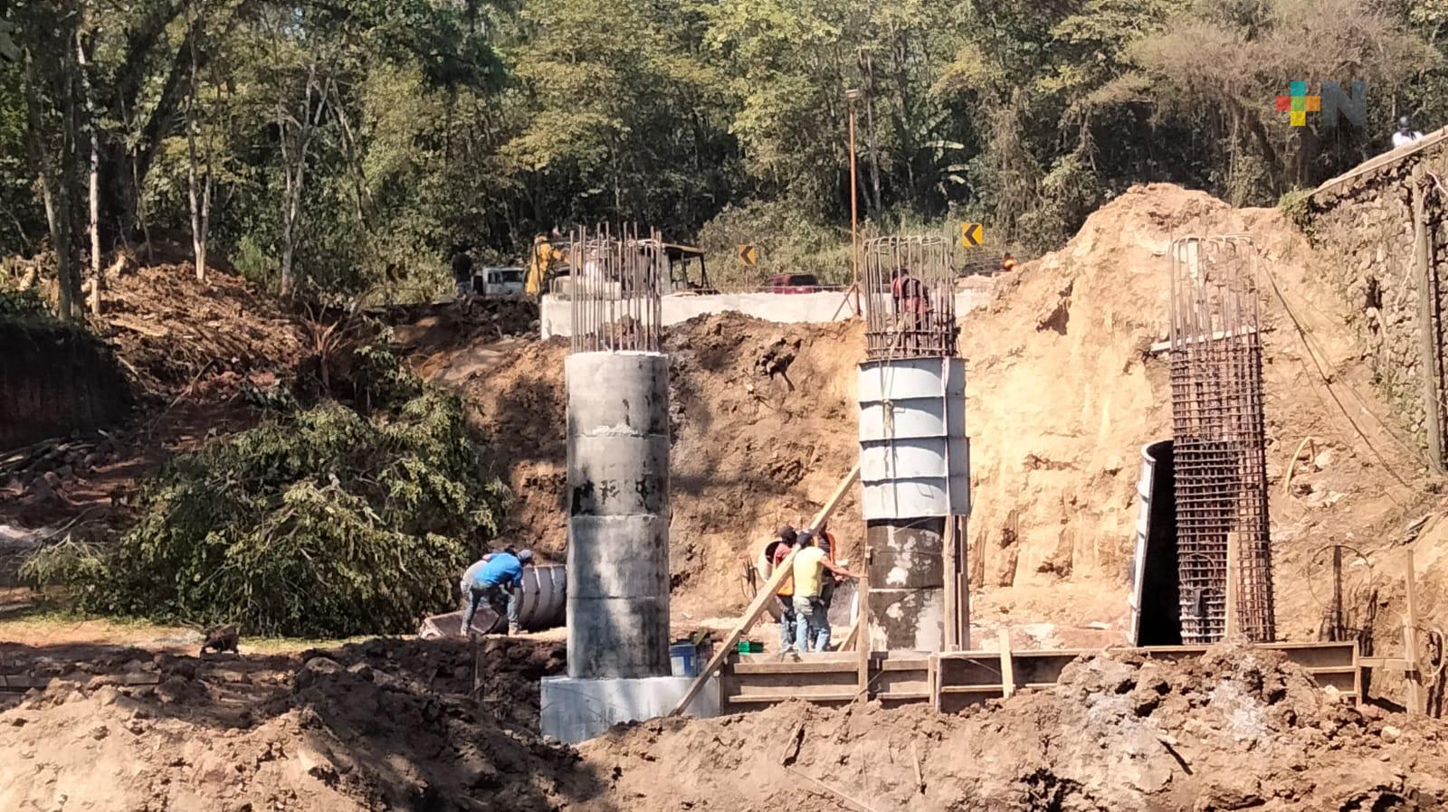 Avanza construcción del puente alterno al puente del diablo