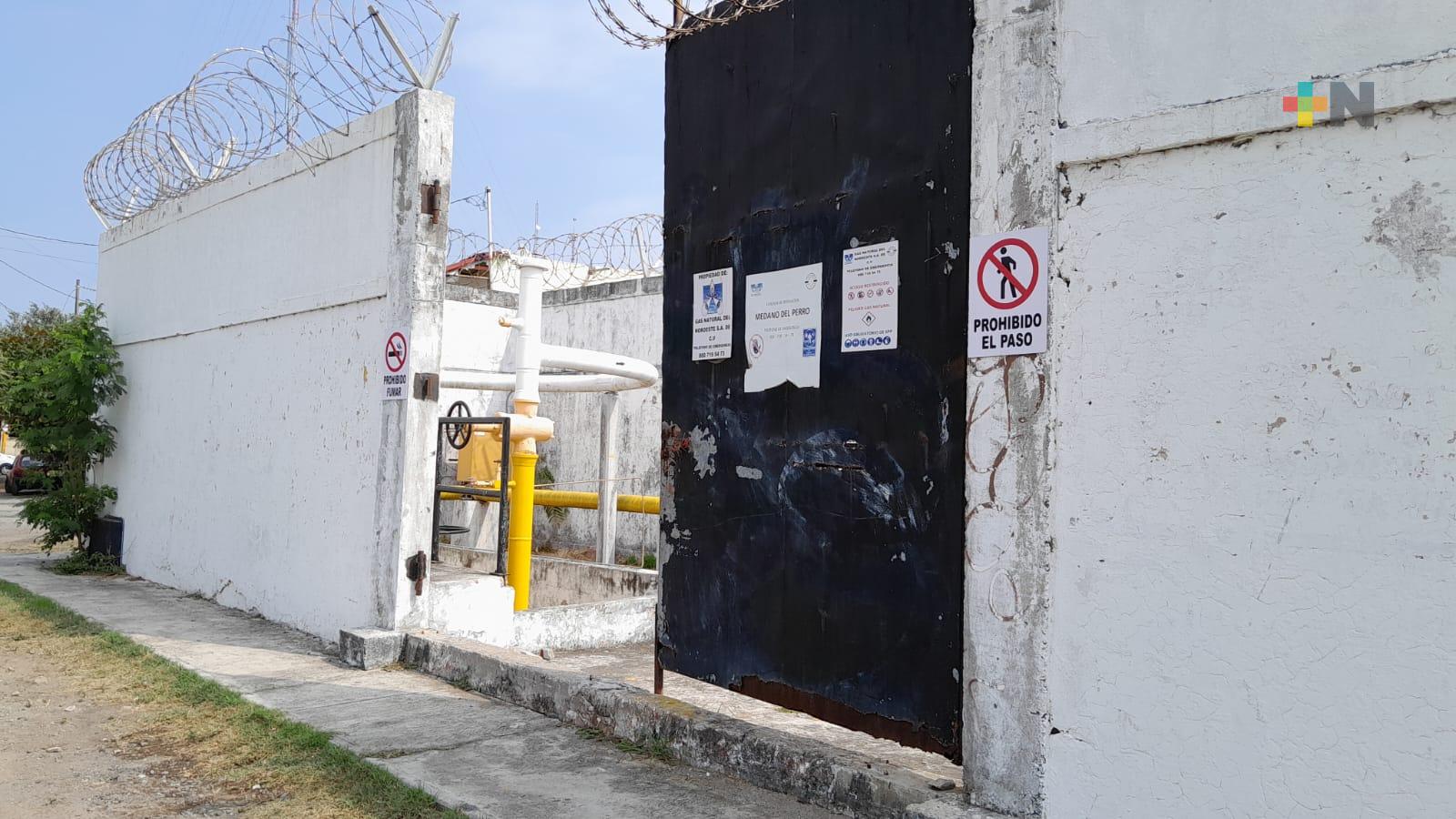 Controlan fuga de gas en estación de regulación Médano del Perro en Veracruz puerto