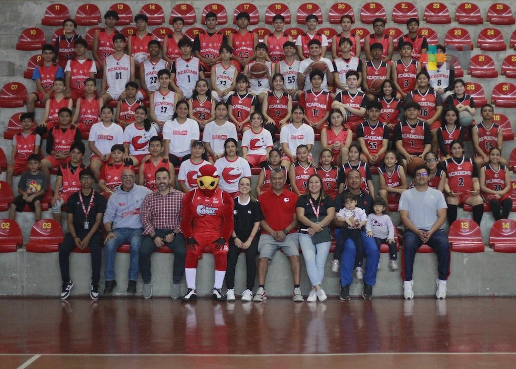 Academias Veracruz y Orizaba de Halcones Rojos sostienen juegos amistosos