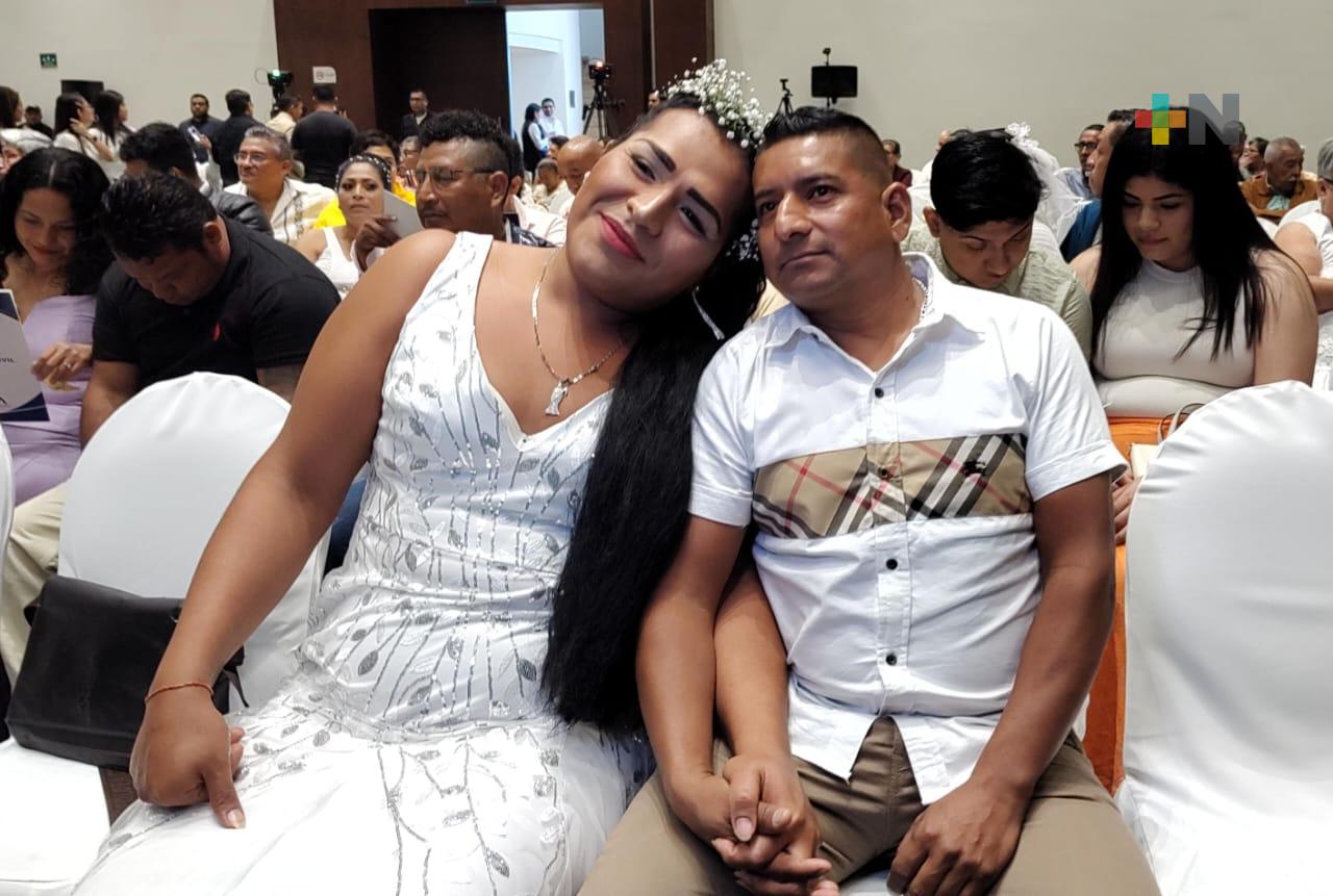 Angy y Martín formalizaron su unión después de 12 años en Boca del Río