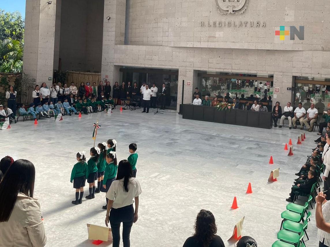 Jardines de niños participan en muestra de escoltas en Congreso del Estado