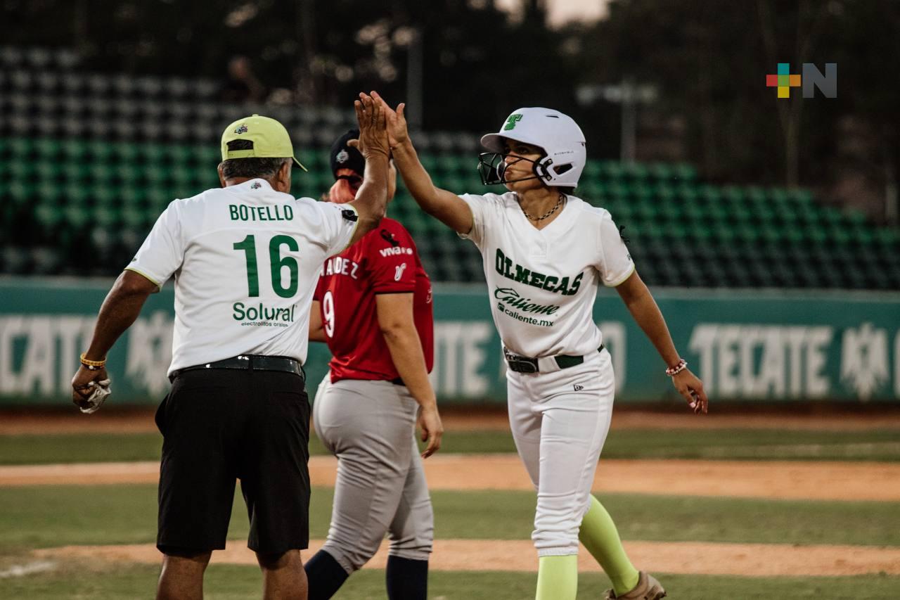 Olmecas apalean por pizarra de 14-4 a El Águila Femenil