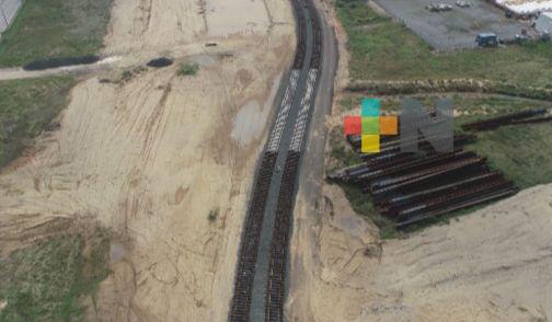Avance del 90 por ciento en construcción de vías férreas de acceso a laguna de Pajaritos