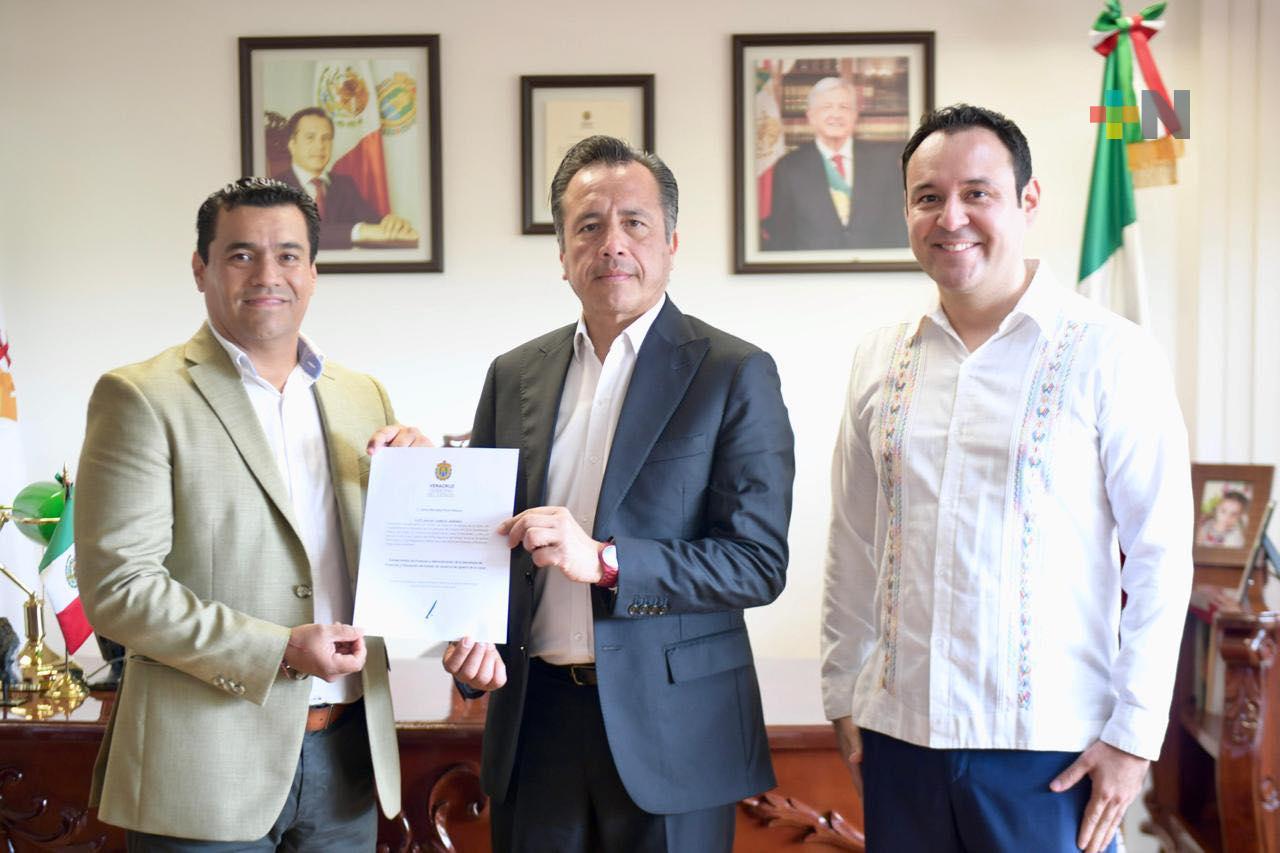 Gobernador Cuitláhuac García nombra a nuevo subsecretario de Finanzas