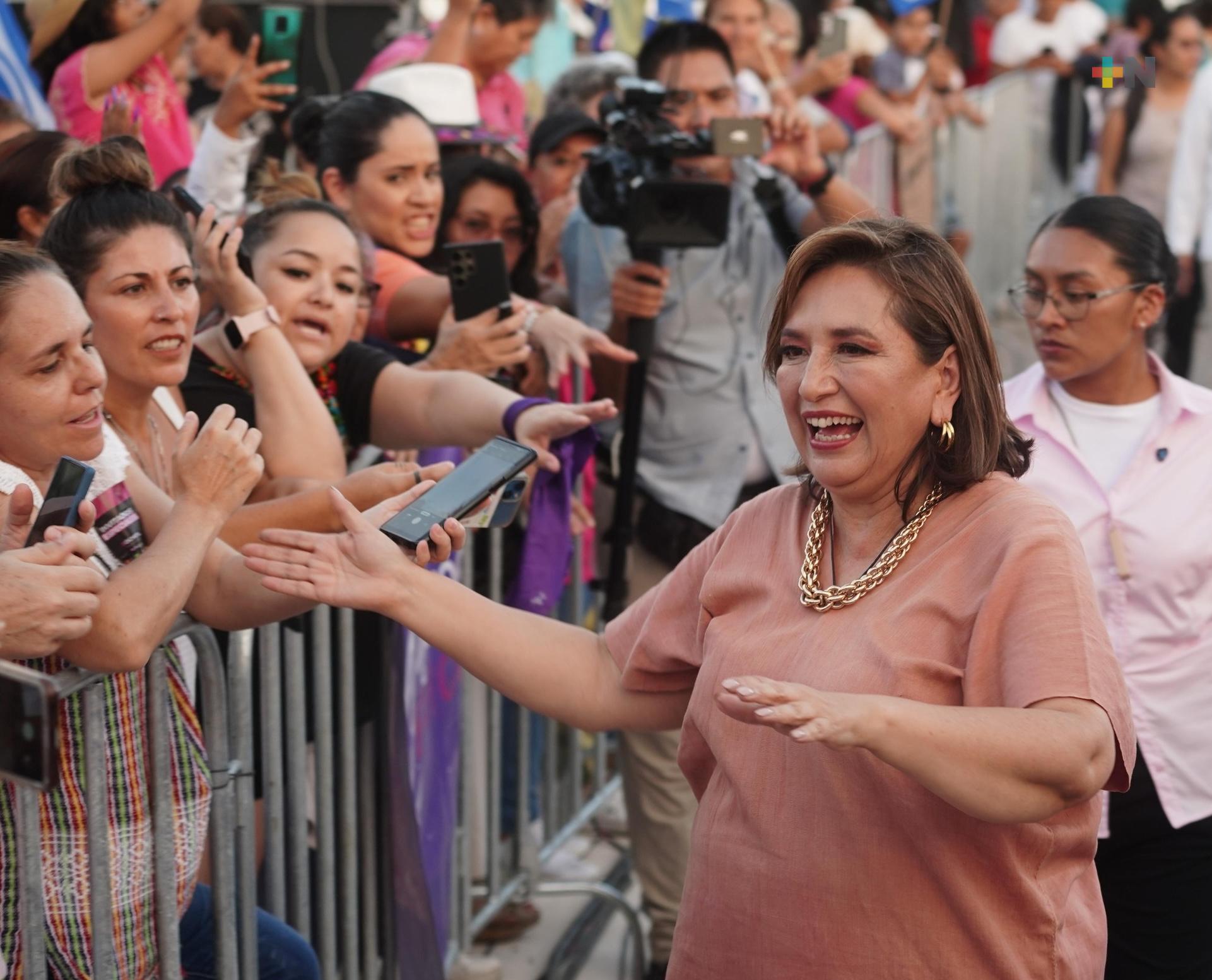 Xóchitl Gálvez de gira por Quintana Roo, tuvo actividades en Playa del Carmen