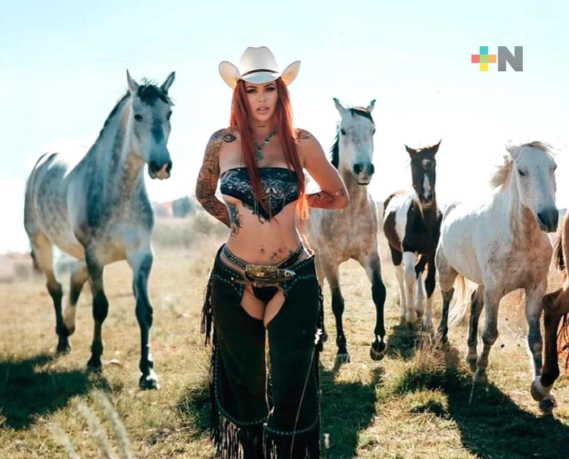 Fallece activista y protectora de equinos, Elena Larrea