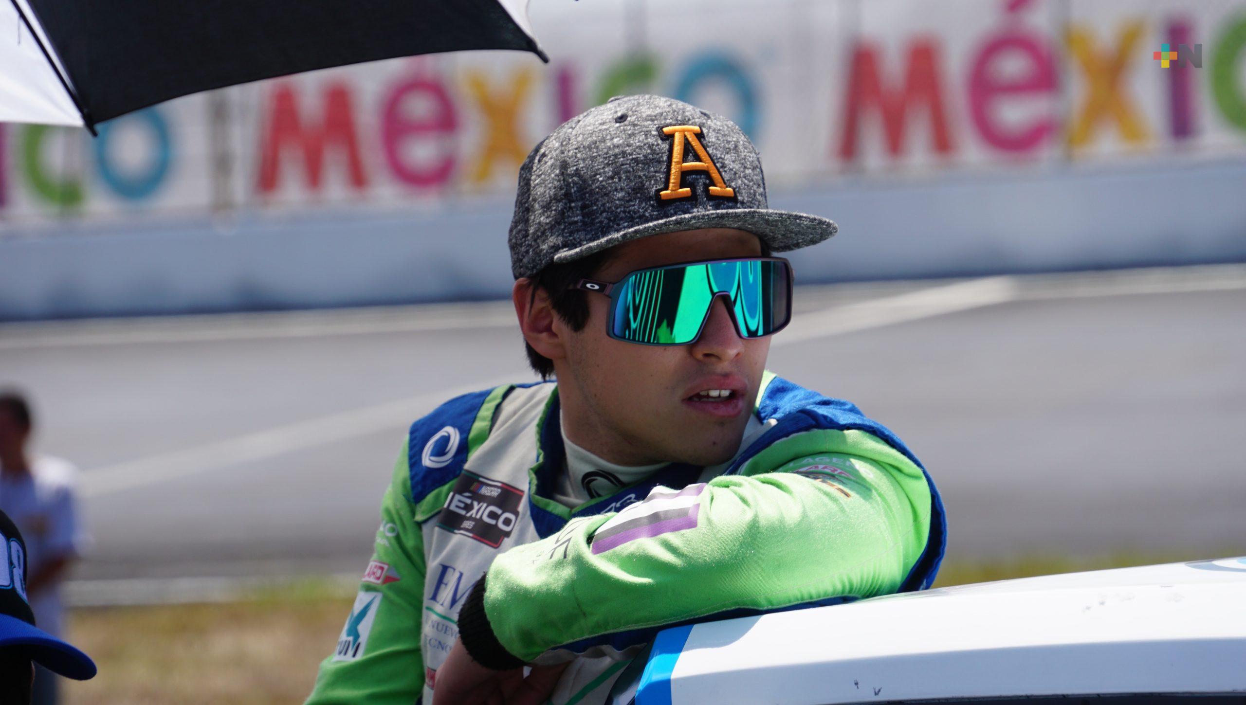 Alonso Salinas listo para la terracería del Aquiles Speedway en Chihuahua