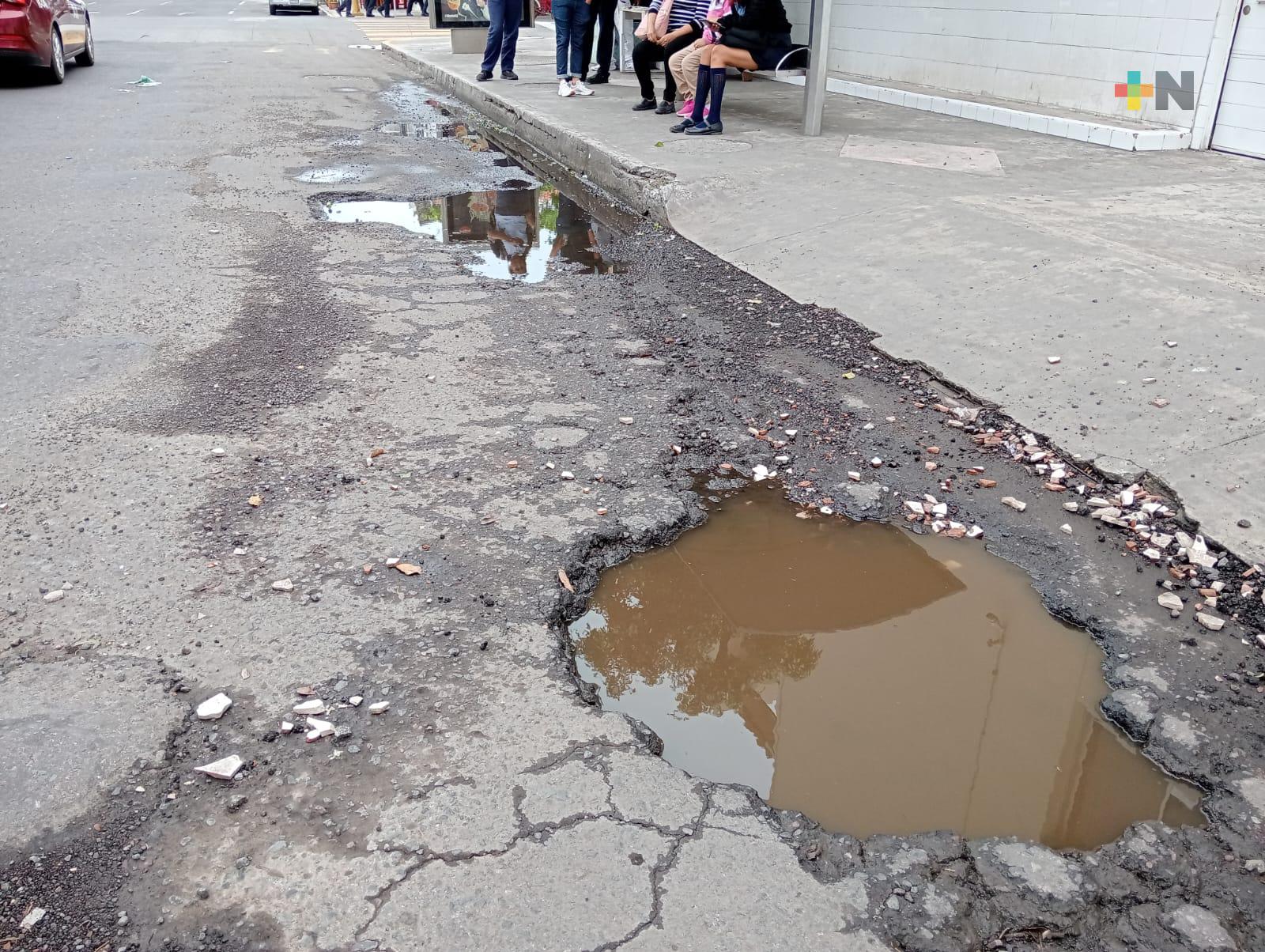 No atienden reportes de baches en Veracruz puerto afirman afectados