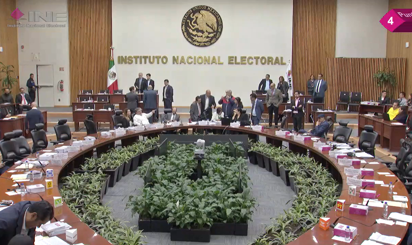 Verificará INE que candidaturas registradas cumplan con la 8 de 8 contra la violencia