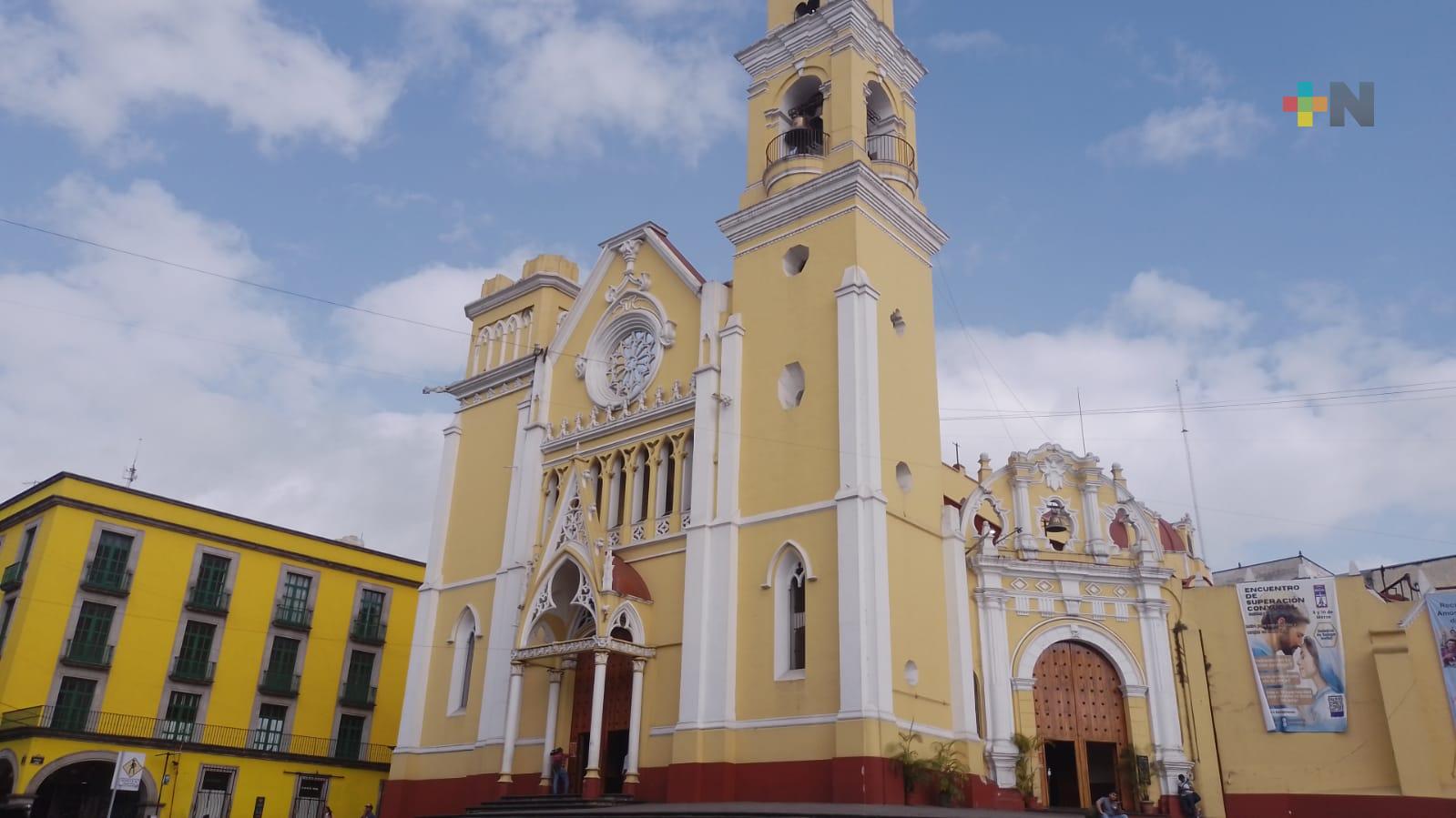 En catedral de Xalapa, feligreses católicos podrán participar de actos litúrgicos de Viernes Santo