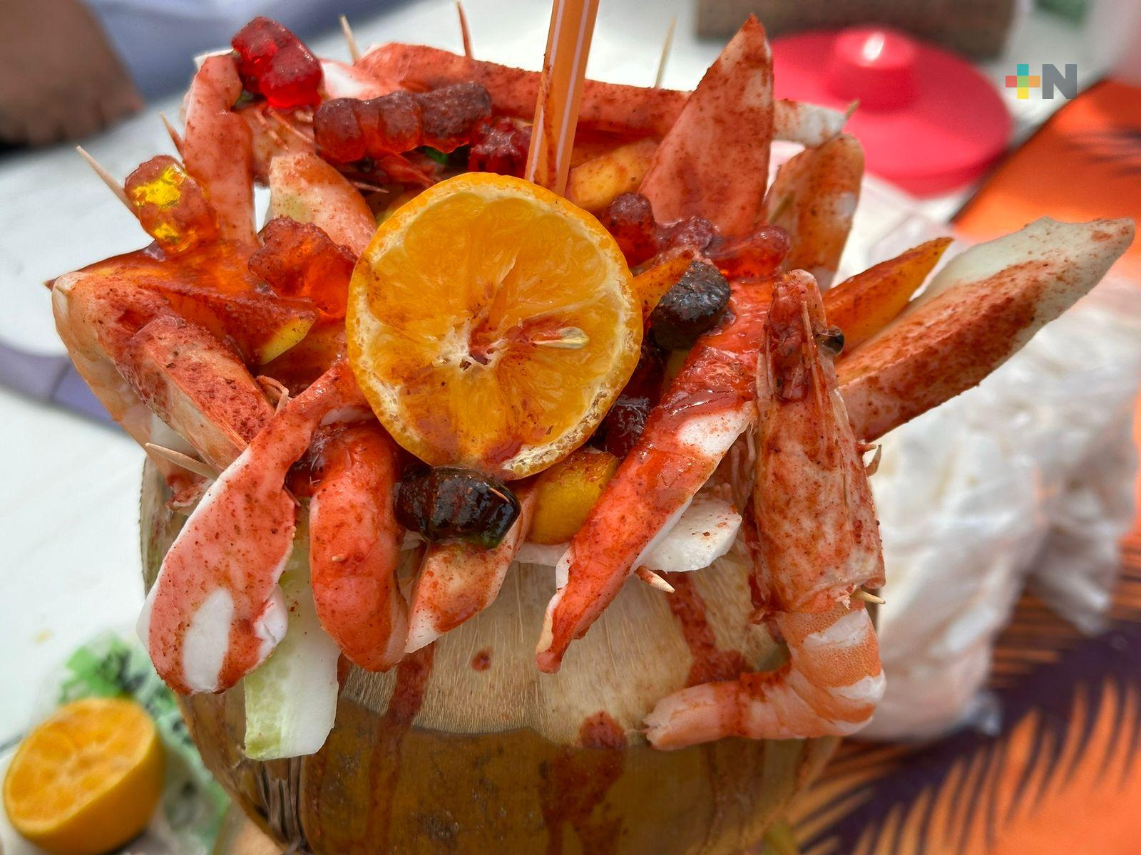 Promueven consumo de coco con creatividad y nuevo platillo