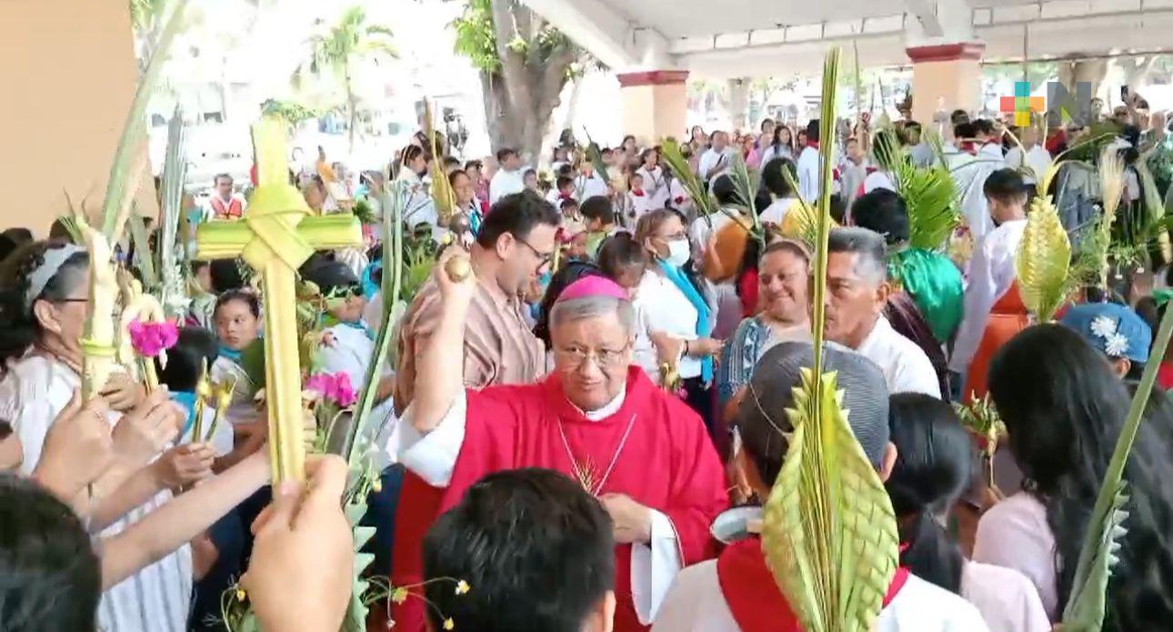 En Domingo de Ramos, obispo de Coatzacoalcos pide a feligresía mantener la fe