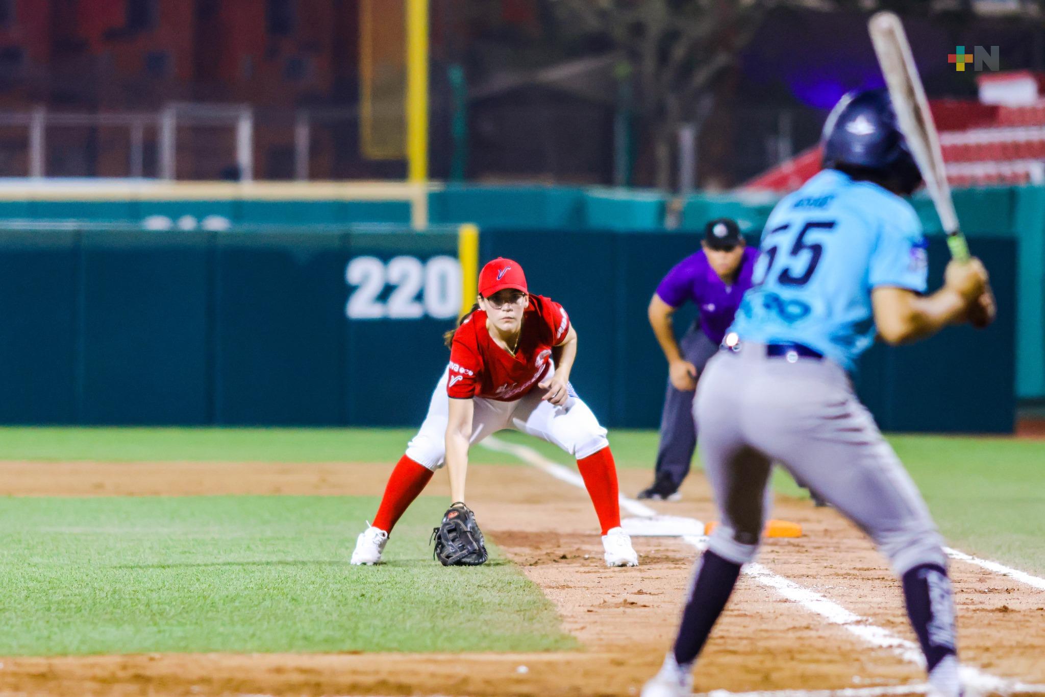 Sultanes vence a El Águila Femenil y se lleva el primero en playoffs