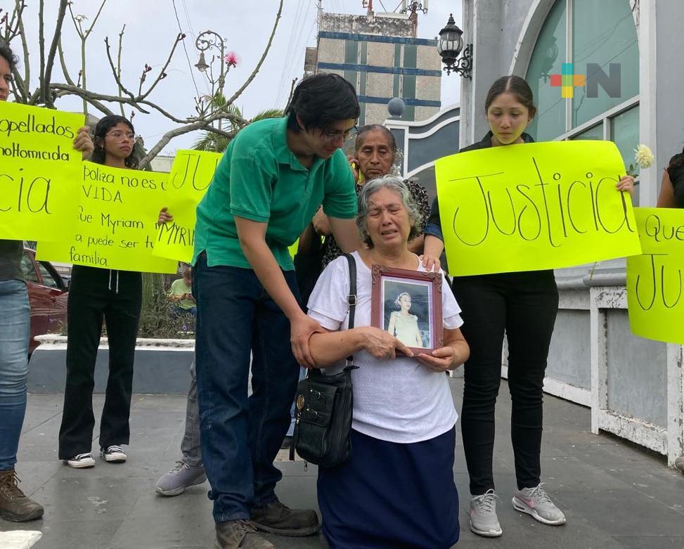 Familiares de Myriam Serrano exigen justicia tras su fallecimiento