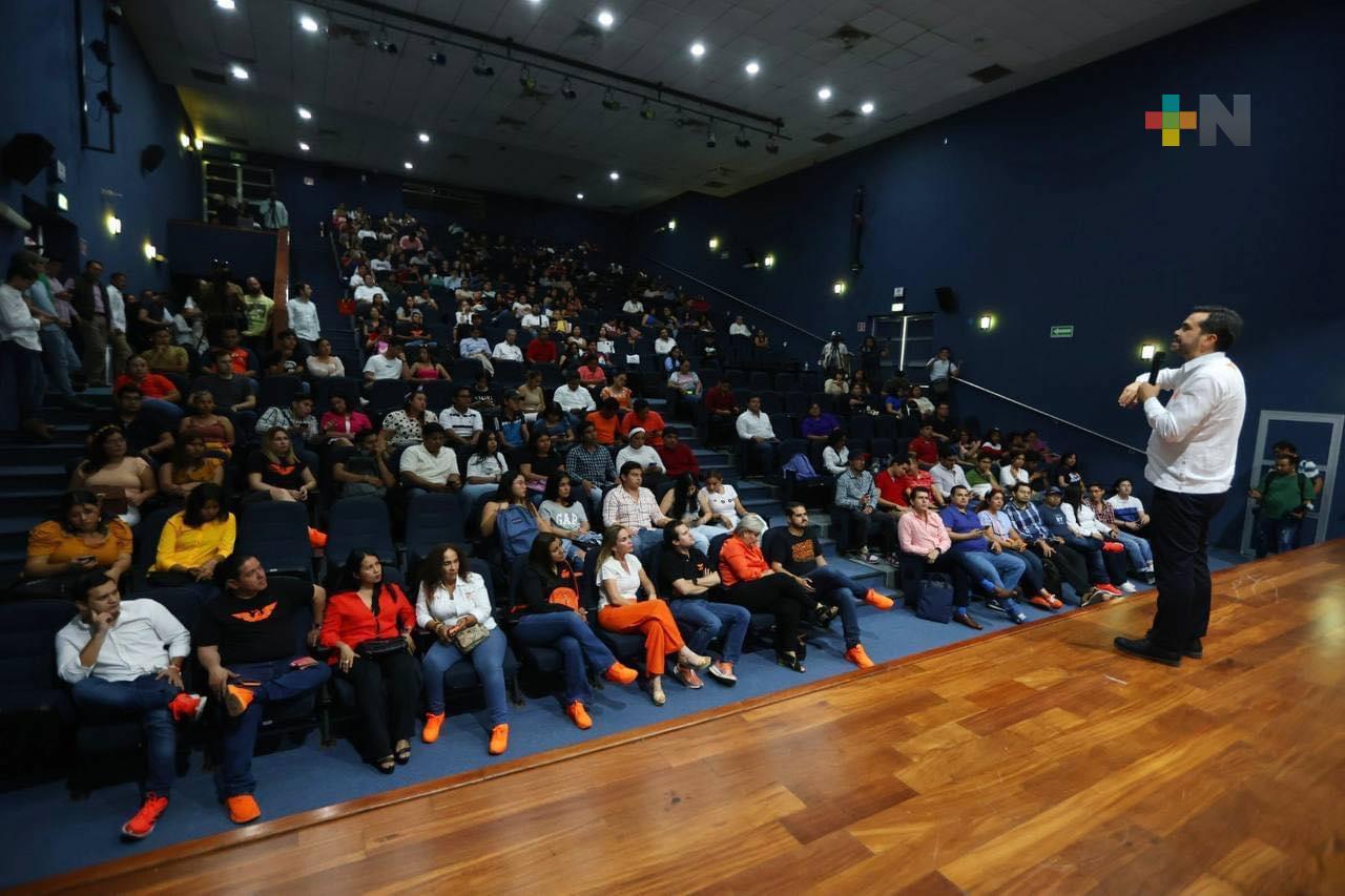 Jorge Álvarez visita Tabasco y plantea ampliar oportunidades de Educación Superior