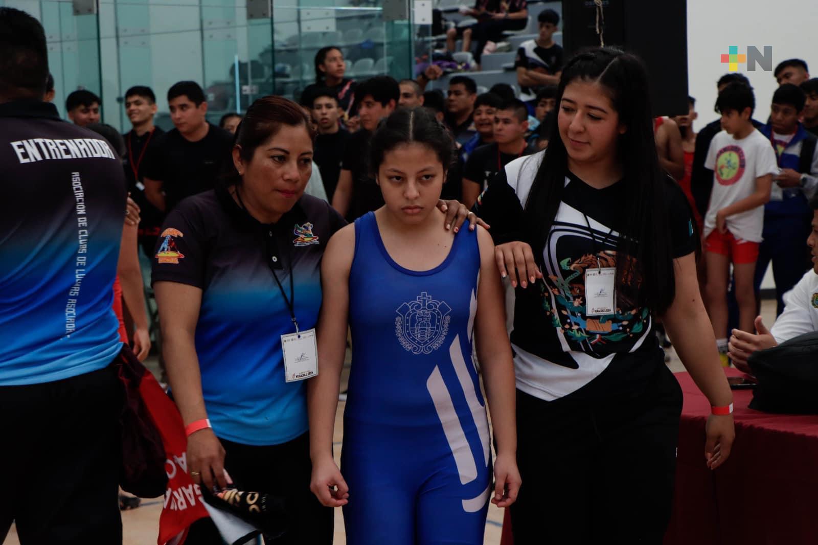 Definida delegación veracruzana de luchas para Macroregionales