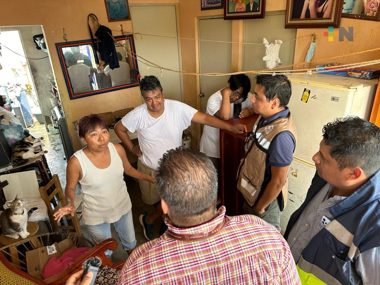 En Coatza, dueña de 15 perros los reubica para evitar intervención de autoridades