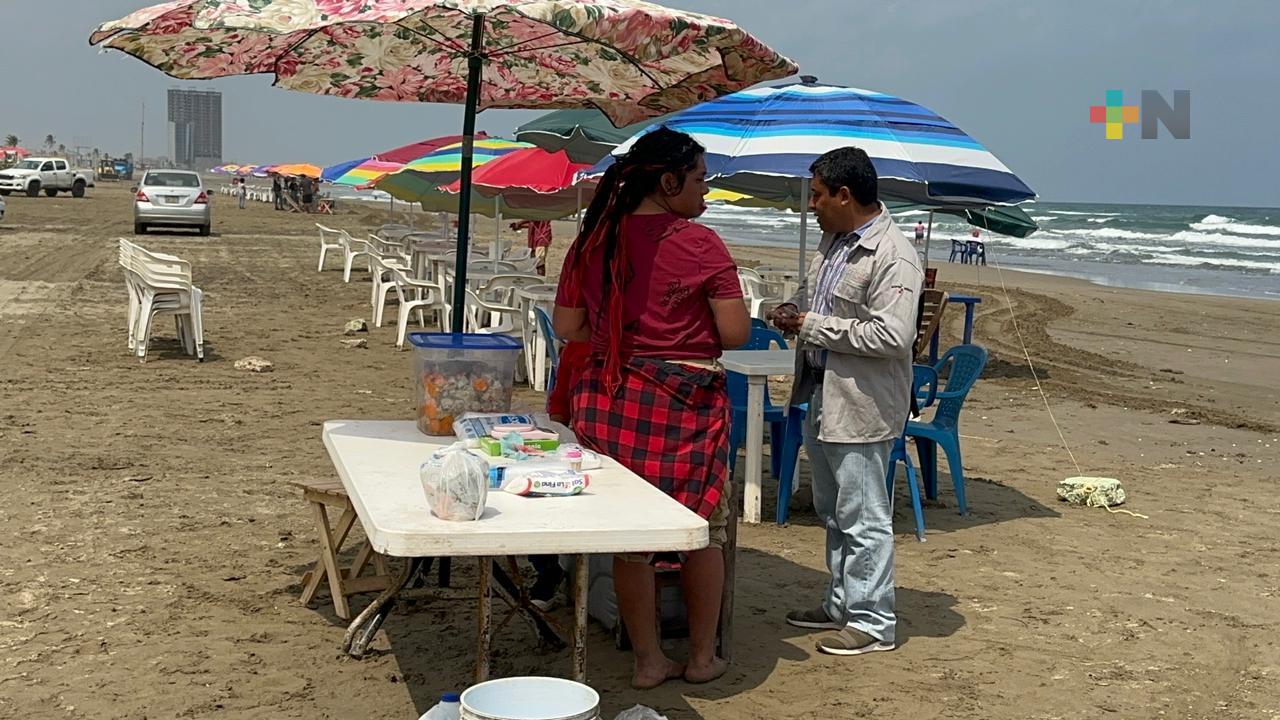 Autoridades ambientales monitorean playas de Coatza para ofrecer seguridad a bañistas