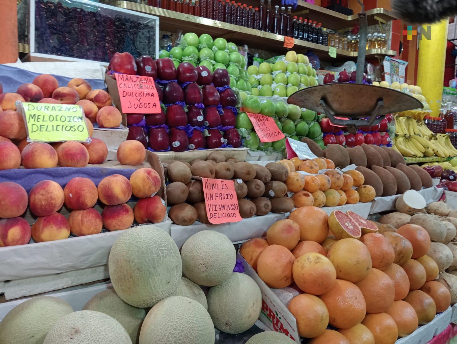 Venta de frutas y verduras a la baja pese a estabilidad de precios