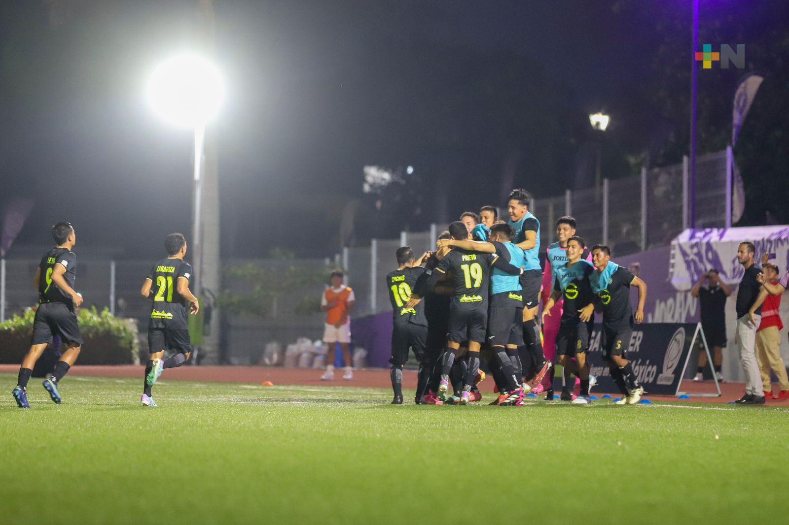 Triunfo y liguilla en la Premier para el Racing FC Porto Palmeiras