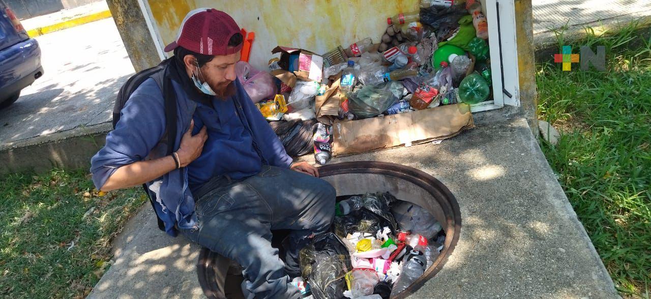 Localizan a joven que vive en un registro de CFE en Coatzacoalcos