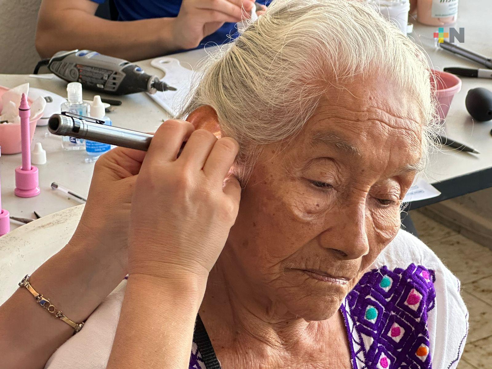 Asociación civil de Coatza apoya a personas con requerimiento de aparatos auditivos