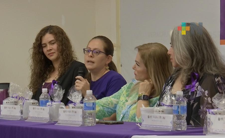 Secretaría del Trabajo de Veracruz organiza foro “Testimonios de mujeres en altas direcciones”
