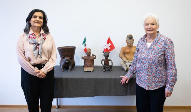 Suiza restituye 24 piezas arqueológicas a México