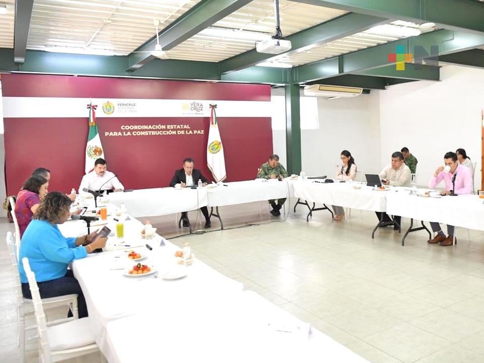 Fiscalía General del Estado brinda informe en Mesa para la Construcción de la Paz