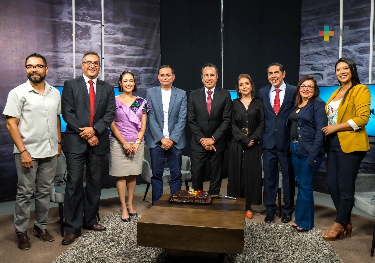 Celebra «A 8 Columnas» quinto aniversario en Radiotelevisión de Veracruz
