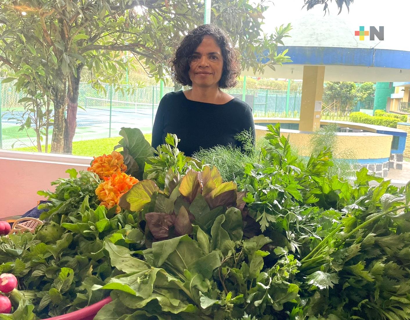 Mujeres emprendedoras protagonizan el Tianguis Agroecológico de Xalapa
