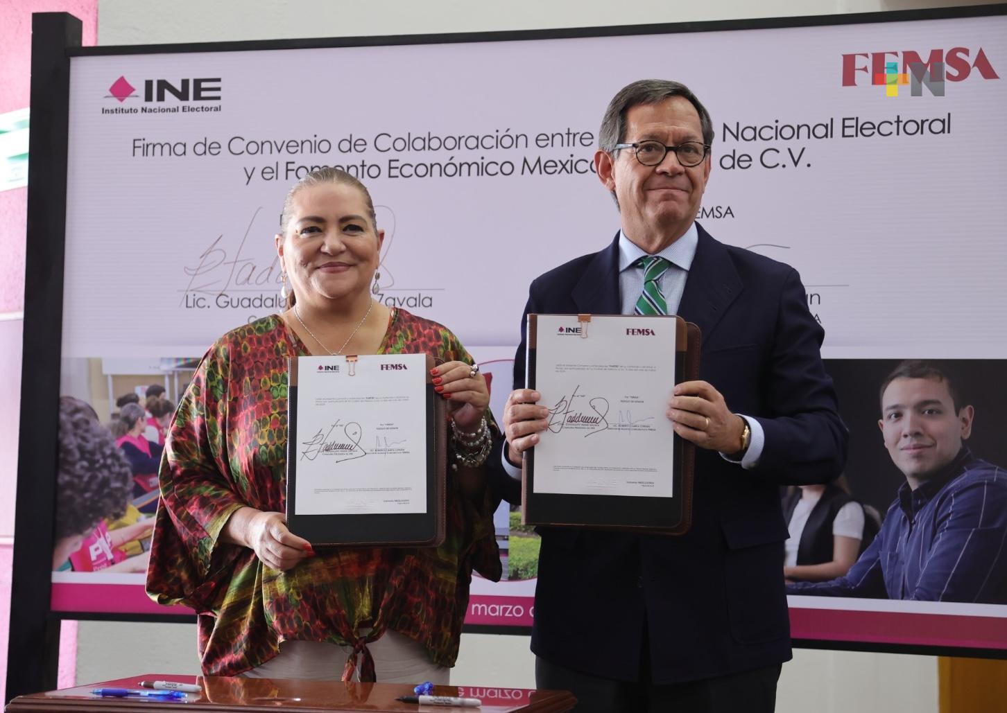 Firma INE convenio con FEMSA y OXXO para impulsar participación informada en proceso electoral