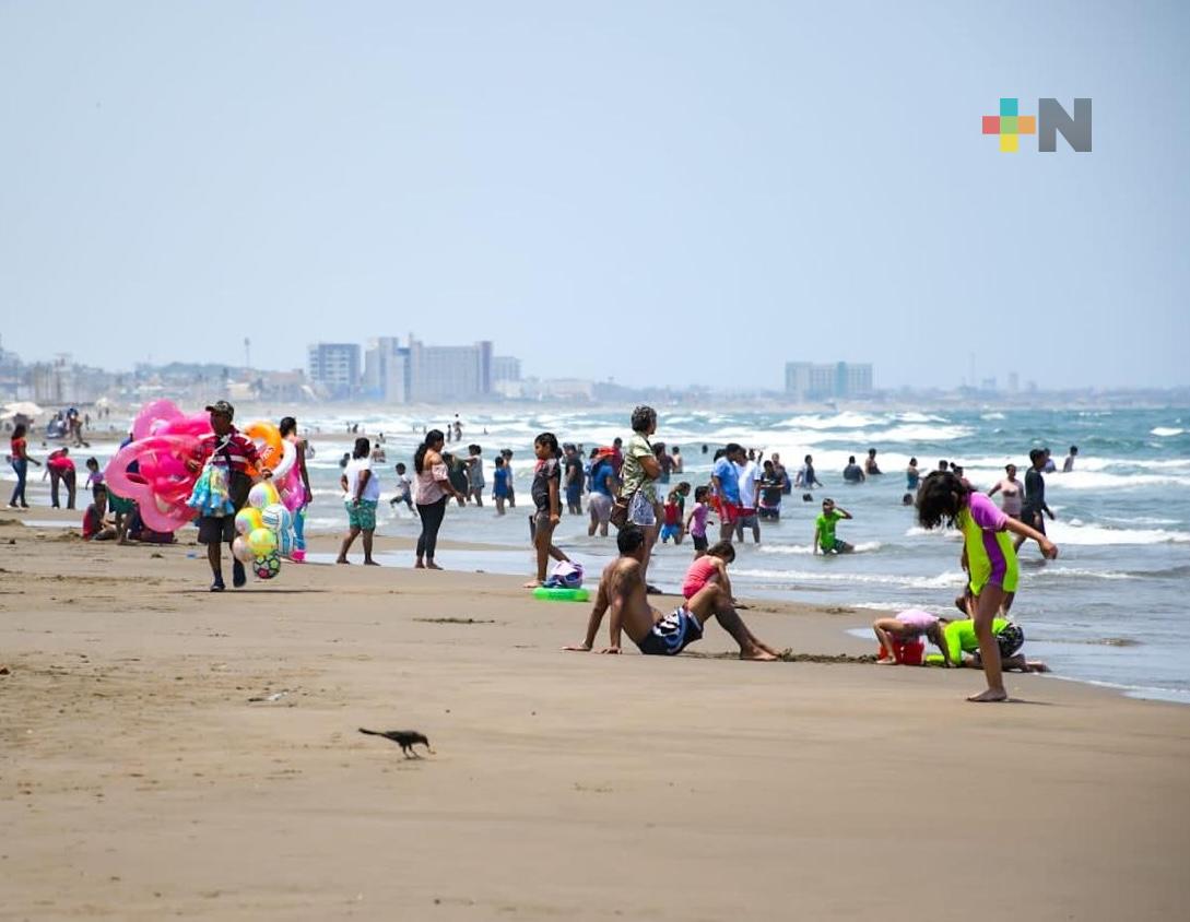 Reportan saldo blanco en playas de Coatzacoalcos en Semana Santa 2024