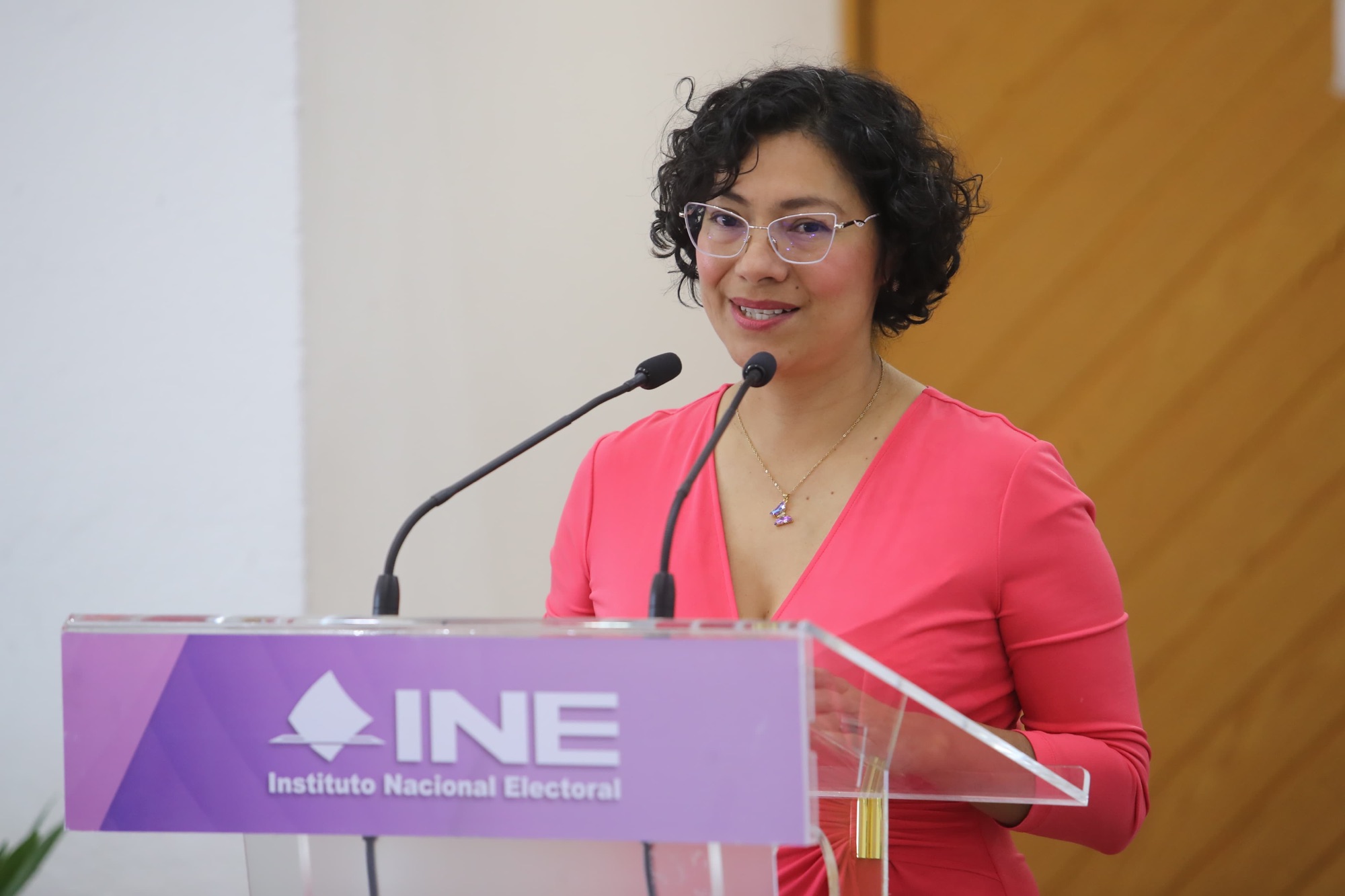 Promueve INE diálogo a una década de la paridad en México