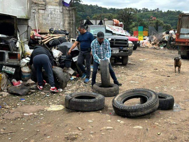 Refuerza DIF de Banderilla la jornada de descacharrización