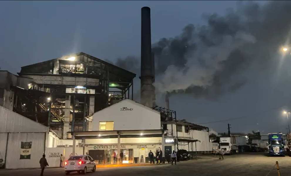 Sigue la zafra en ingenio San Cristóbal del municipio de Carlos A. Carrillo