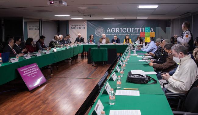 Suman esfuerzos en pro del crecimiento sustentable y ordenado del aguacate