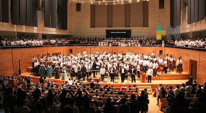 OSX interpretó Sinfonía 8 de Mahler para celebrar 80 aniversario de la UV