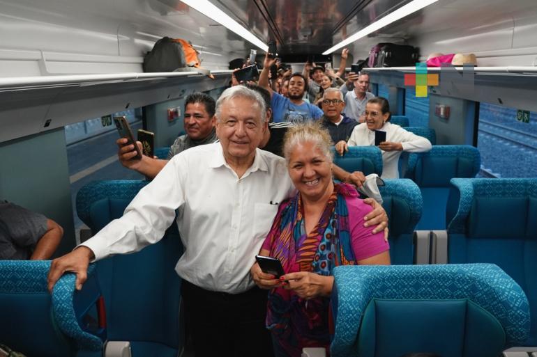 Presidente López Obrador realiza gira de trabajo a bordo del Tren Maya