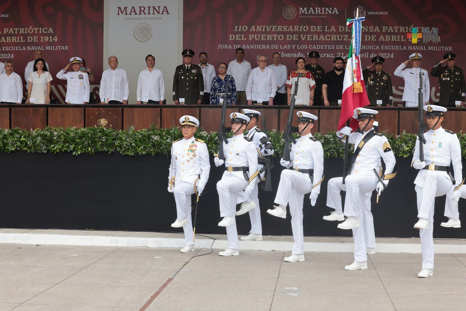 Presidente encabeza el 110 aniversario de la Defensa del puerto de Veracruz